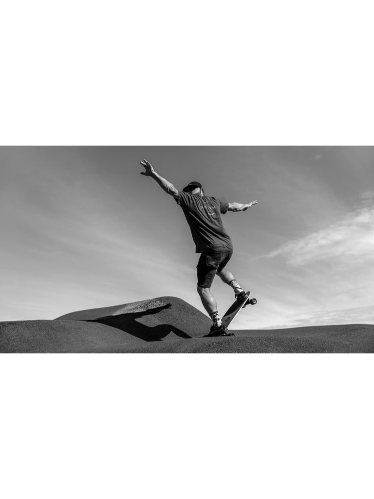 TRACK SKATE BOARD